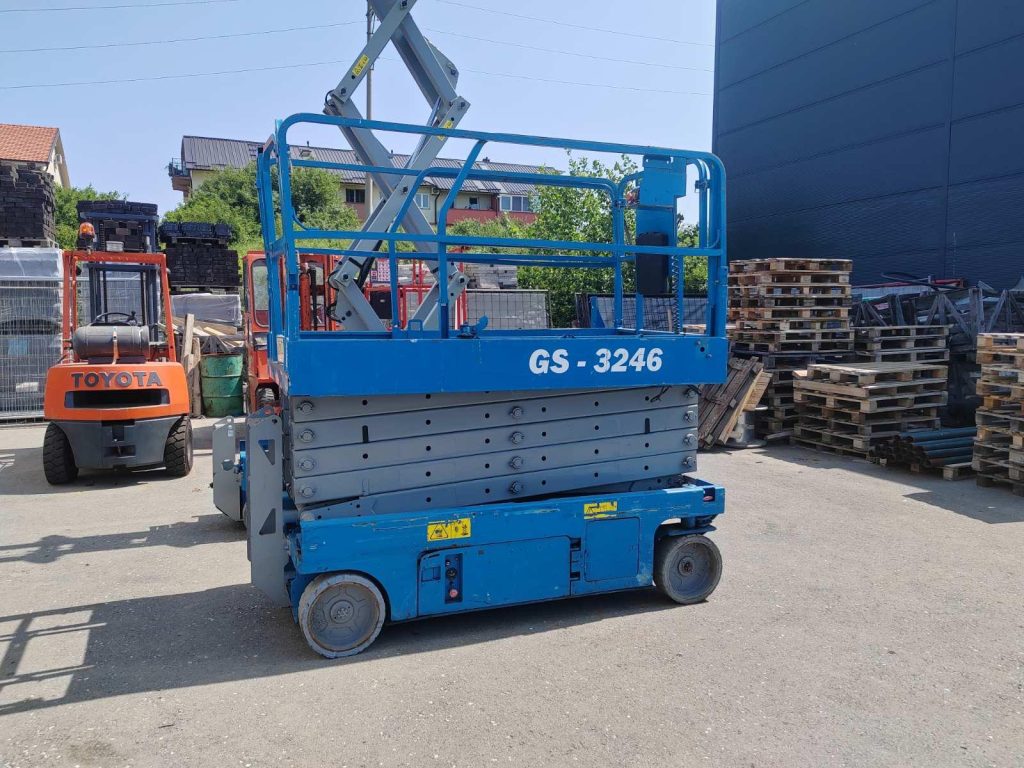 Makazasta platforma 12m
