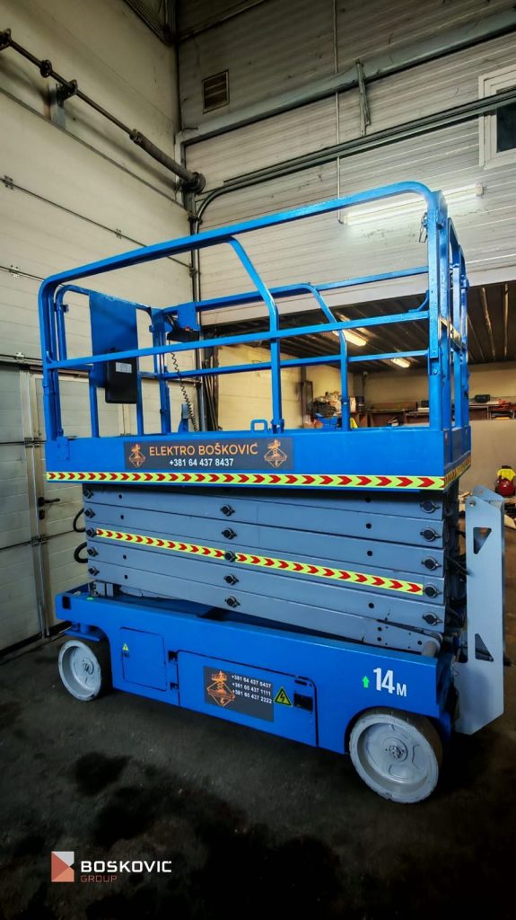 Makazasta platforma 14m