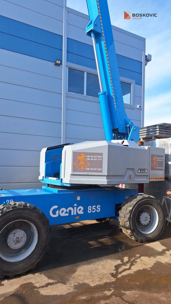 Teleskopska platforma Genie S85 – 28 m
