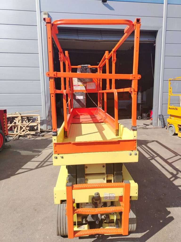 Električna makazasta platforma JLG 2033E3 – 8 m