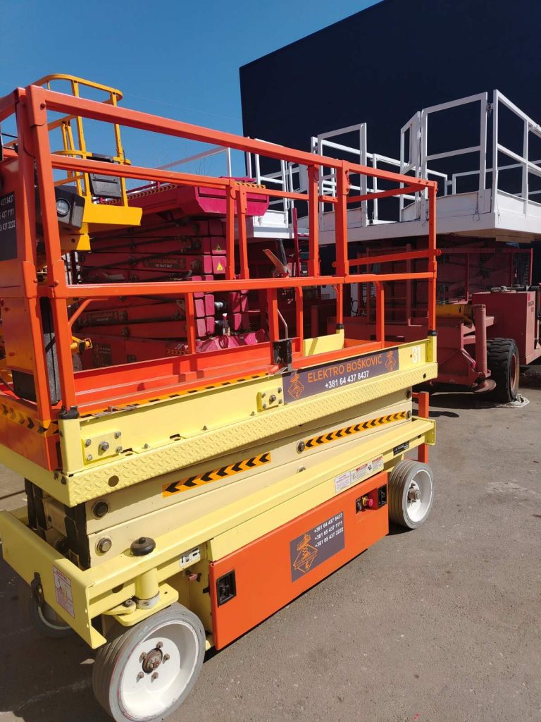 Električna makazasta platforma JLG 2033E3 – 8 m